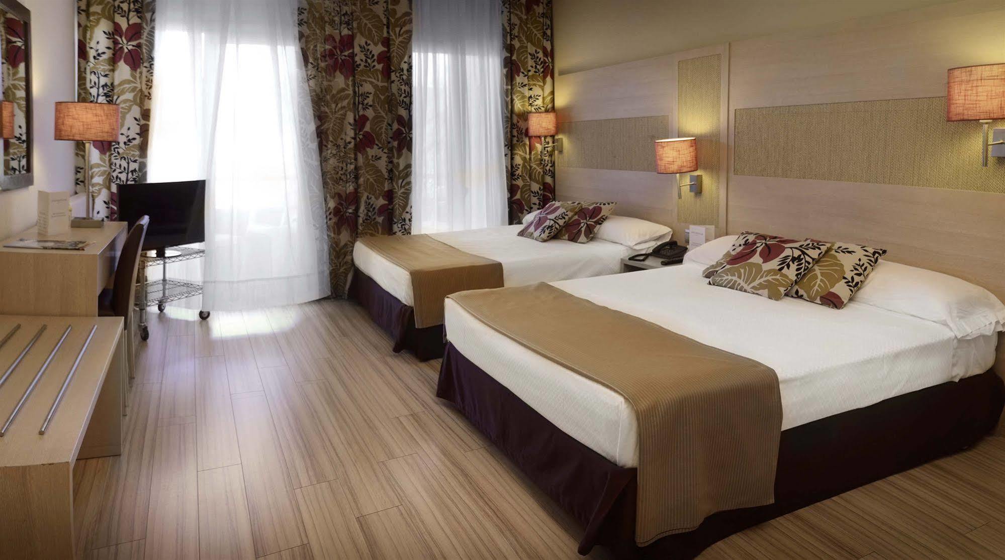 Augusta Club & Spa - Adults Only Lloret de Mar Exterior photo